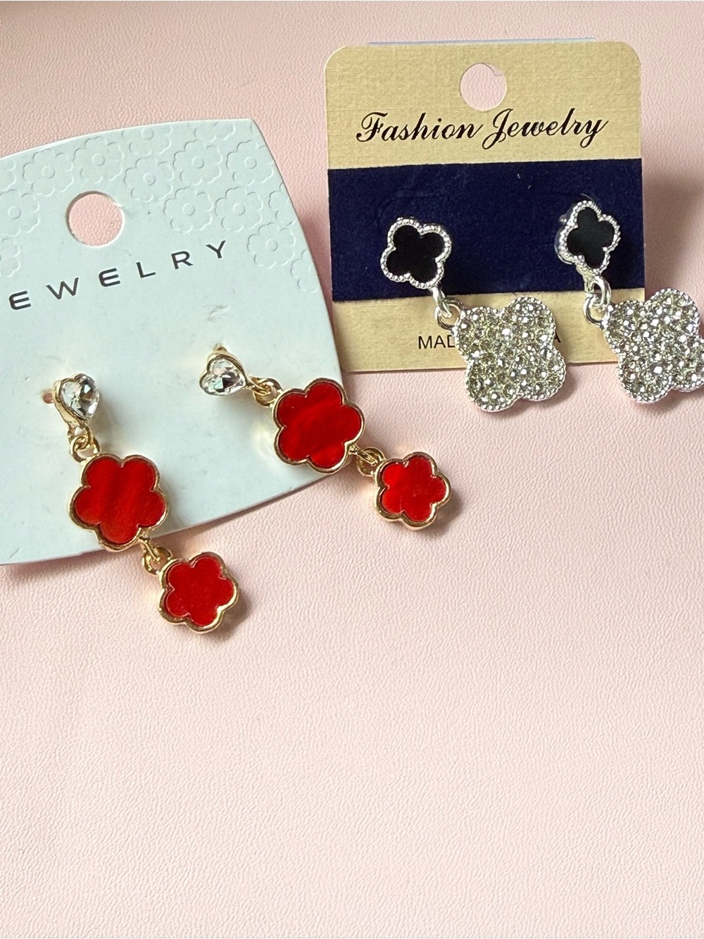 Bundle 2 pairs Earrings